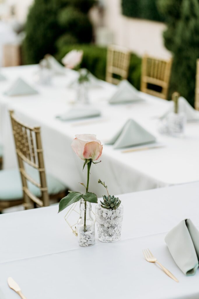 Outdoor Mid Century Manor wedding reception in Las Vegas