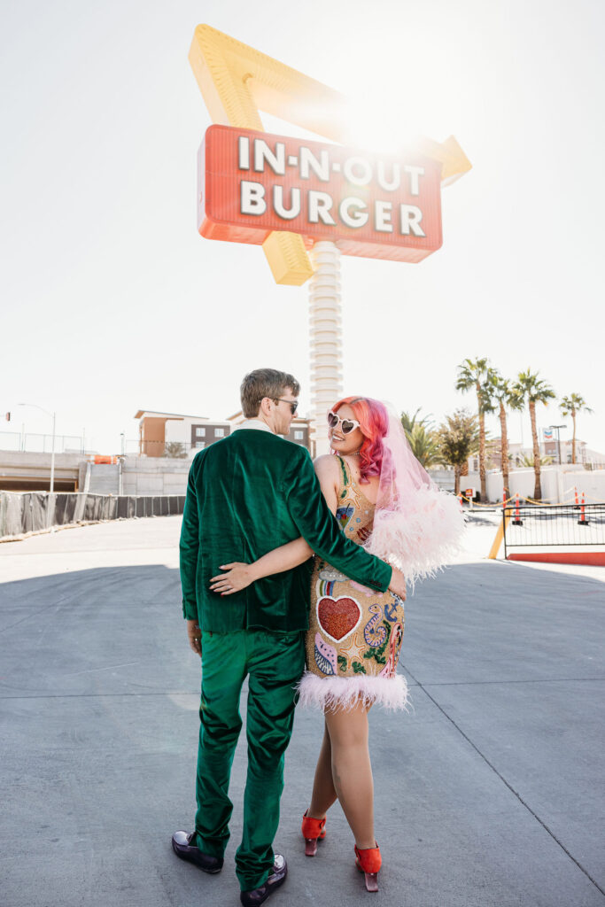 vibrant elopement in las vegas 