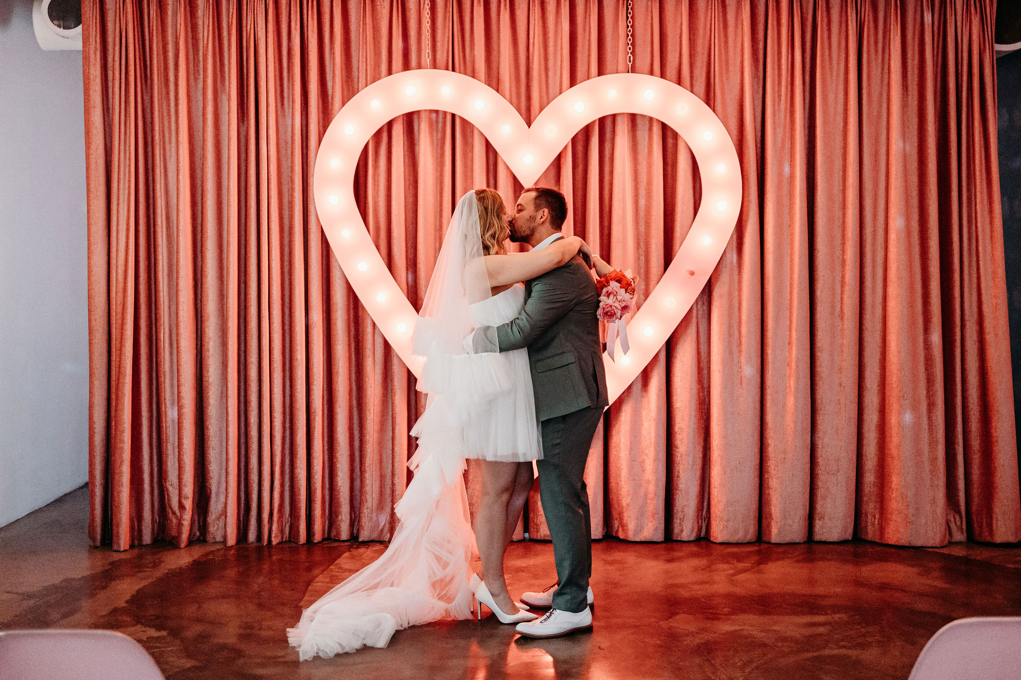 A Vintage Sure Thing Chapel Elopement That’s All Glitter, Glam, and True Love Vibes