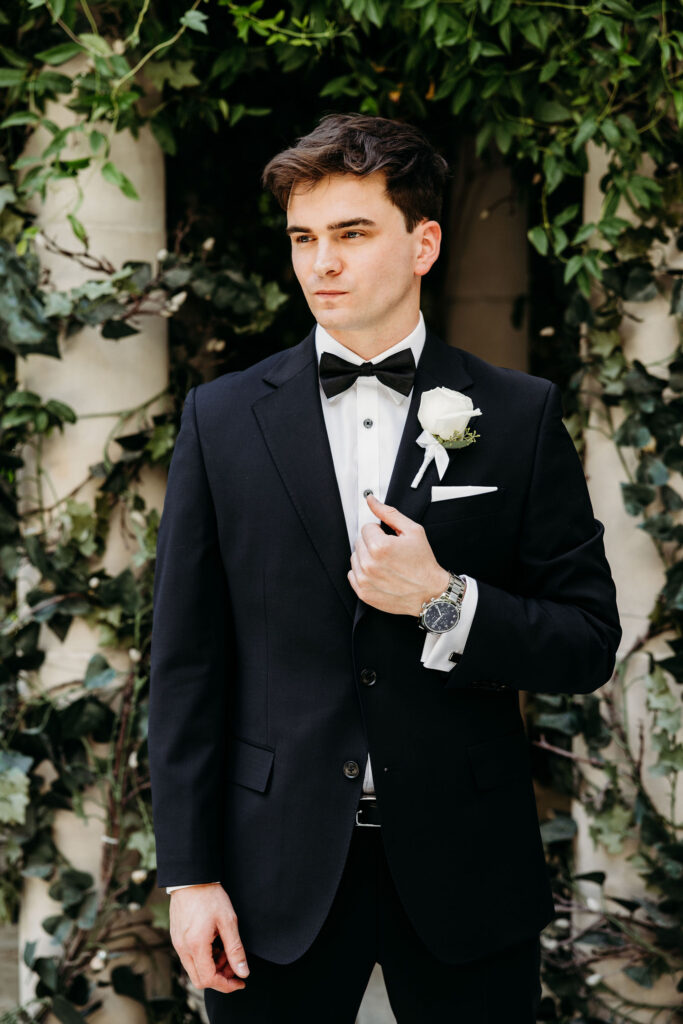 portrait of the groom at his ceremony