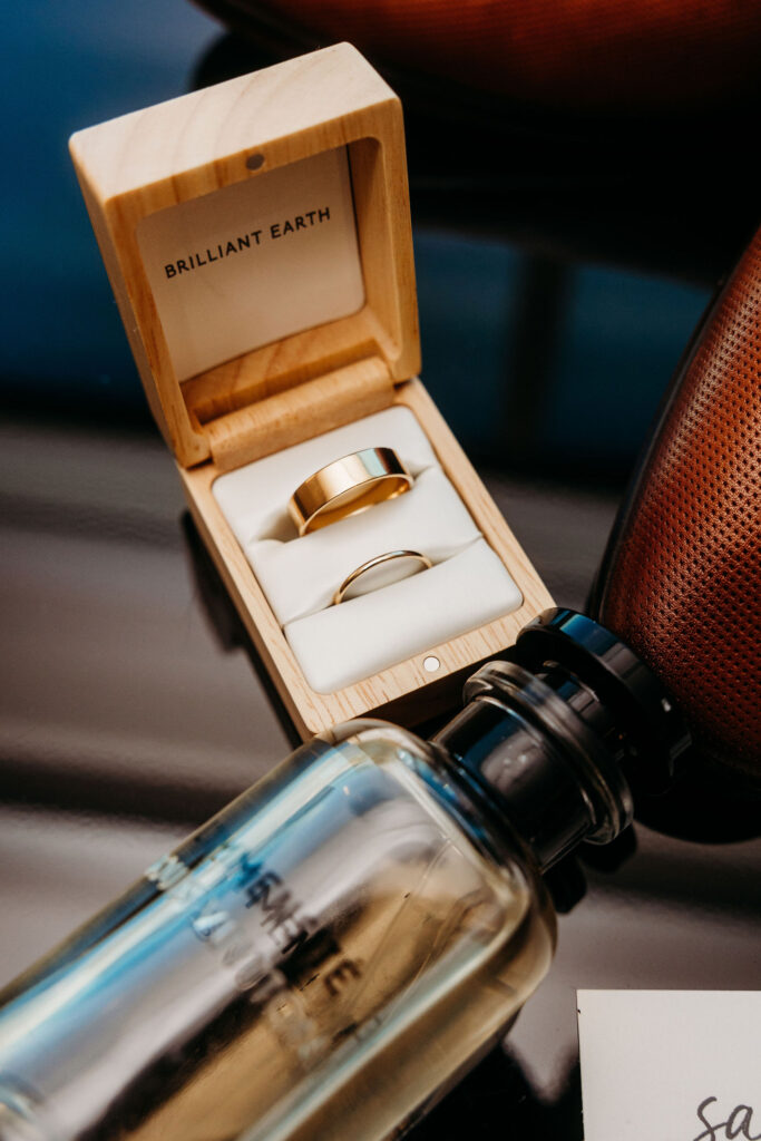 stunning details the grooms used for his wedding day 