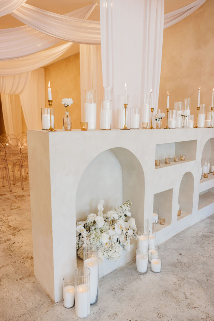 elegant and timeless wedding details