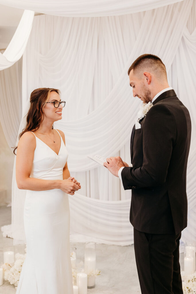 A Modern & Classic Las Vegas Wedding at That Chapel Downtown