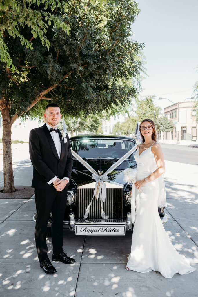 A Modern & Classic Las Vegas Wedding at That Chapel Downtown