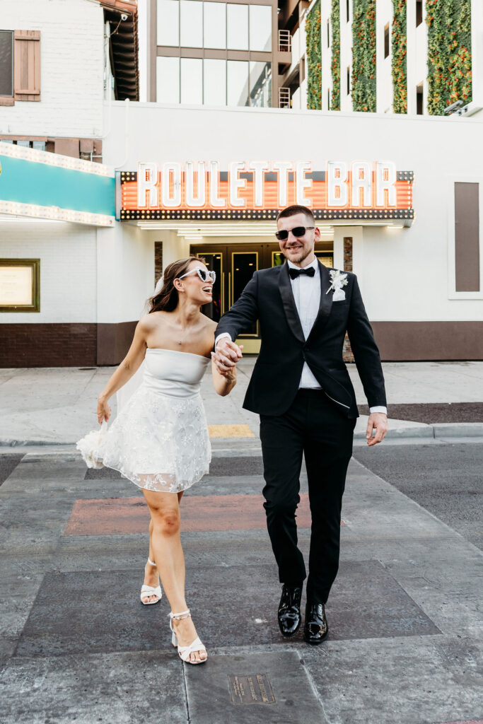 A Modern & Classic Las Vegas Wedding at That Chapel Downtown