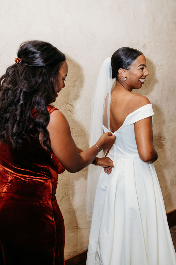 Rachel & Shadaveon’s Warm, Colorful Fall Wedding at Springs Preserve