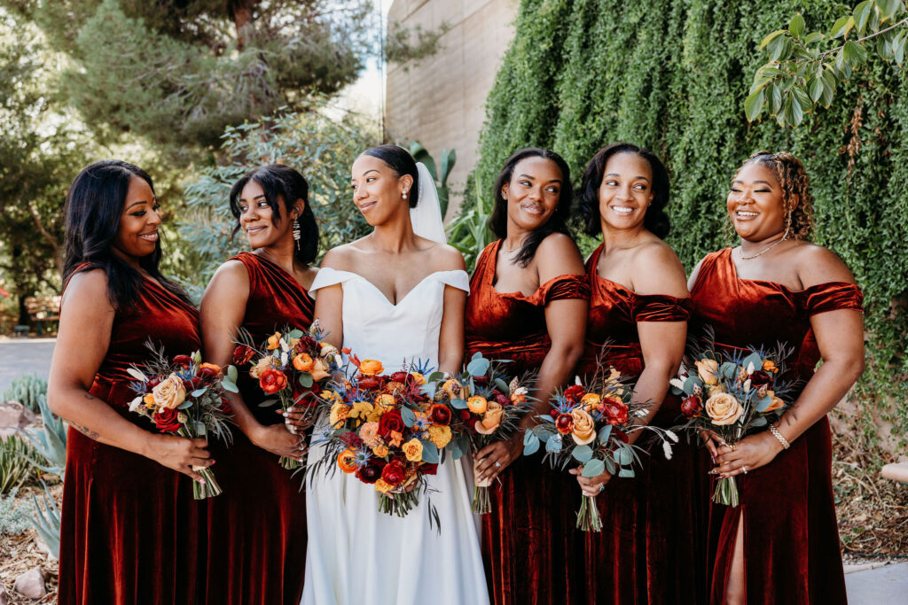cute picture of the bride and her bridesmaids