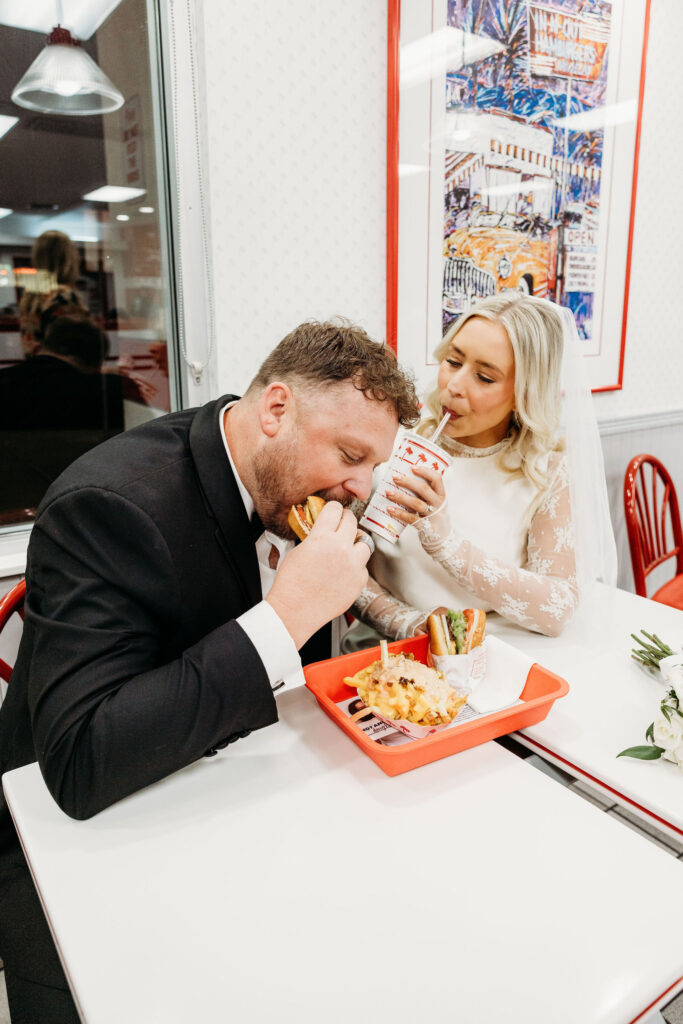 Vintage Vegas Romance: Molly & Mitch’s Little White Chapel Elopement
