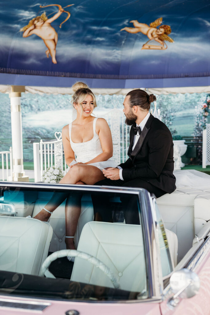 The Ultimate Guide to an Amazing Little White Chapel Elopement in Las Vegas