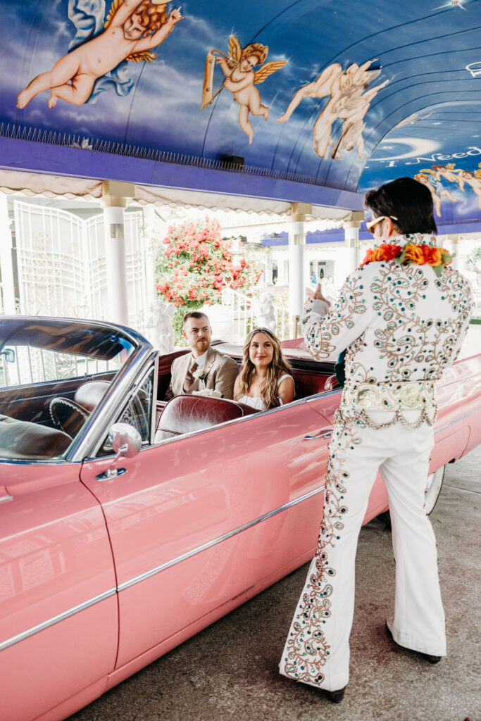 The Ultimate Guide to an Amazing Little White Chapel Elopement in Las Vegas