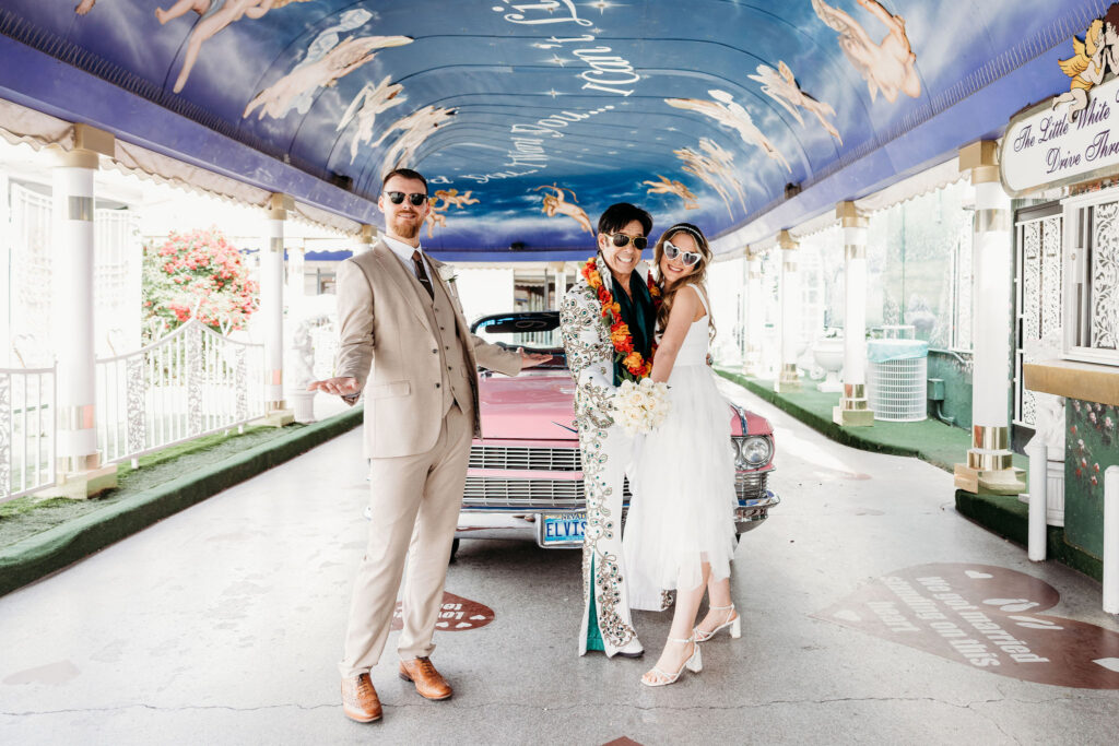 fun bridal portraits in DTLV