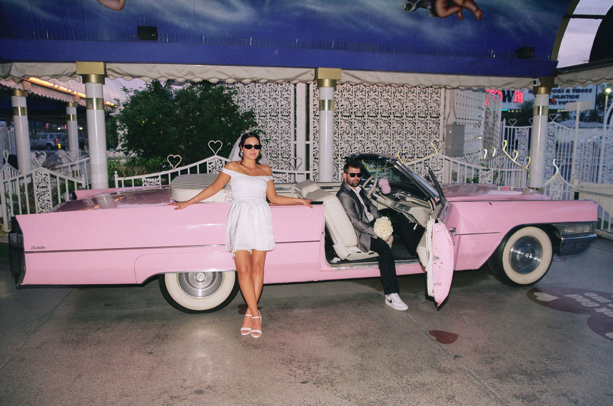 The Perfect Las Vegas Elvis Wedding with Rock N Romance at LWC