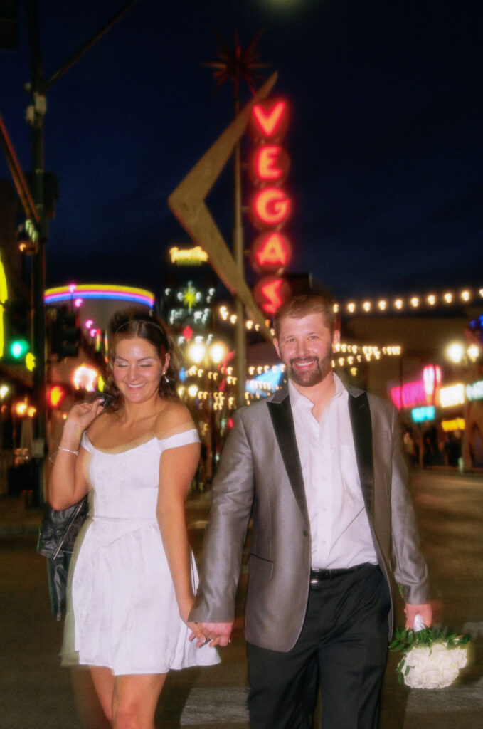 fun and romantic bridal portraits in dtlv