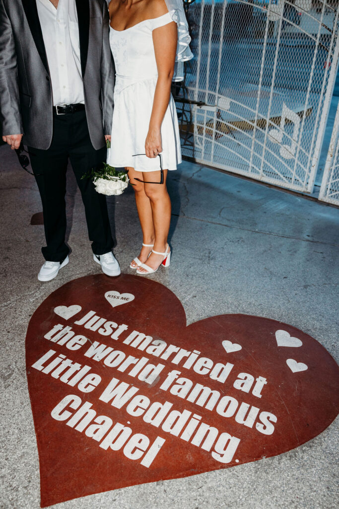 fun bridal portraits in las vegas