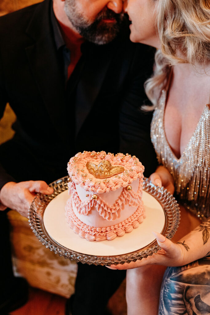 A Vintage Hollywood Glam Las Vegas Vow Renewal at Showgirl House and Sure Thing Too