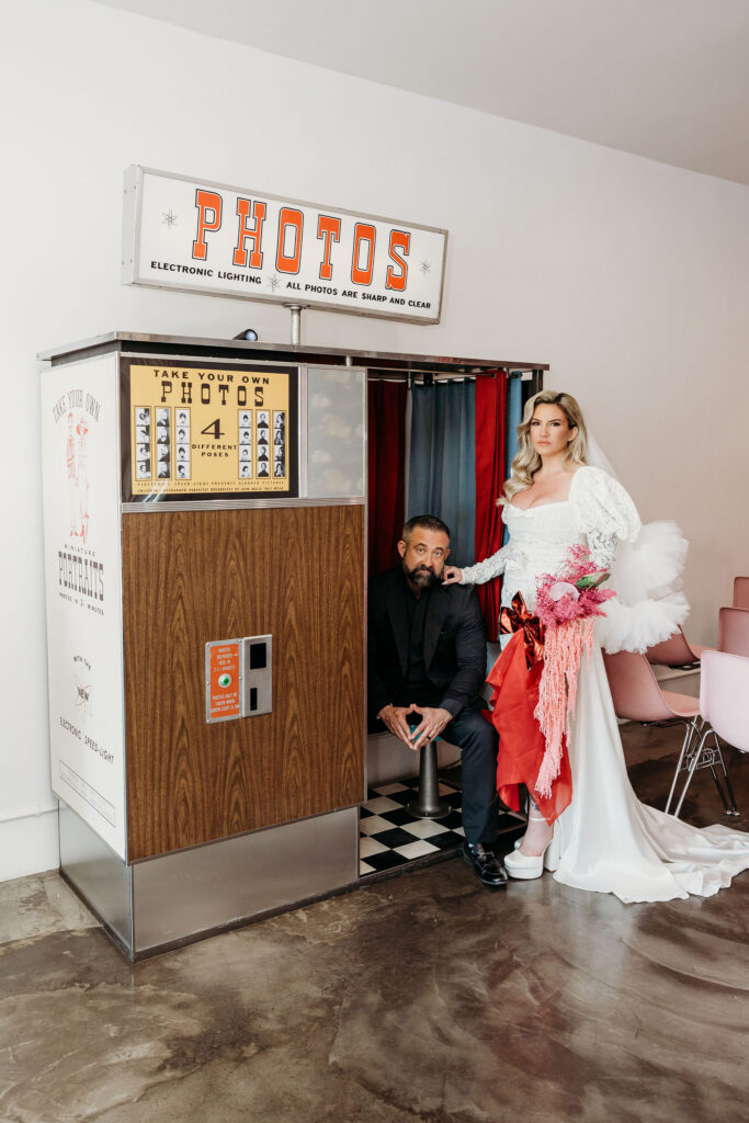 A Vintage Hollywood Glam Las Vegas Vow Renewal at Showgirl House and Sure Thing Too