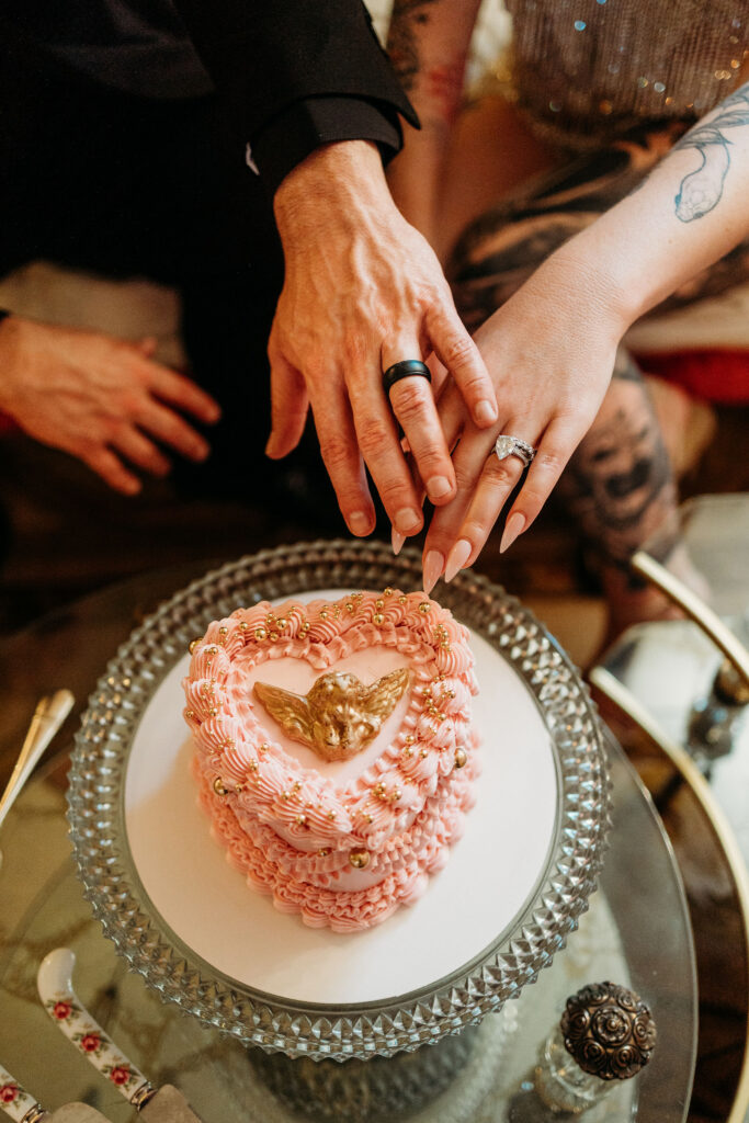 A Vintage Hollywood Glam Las Vegas Vow Renewal at Showgirl House and Sure Thing Too