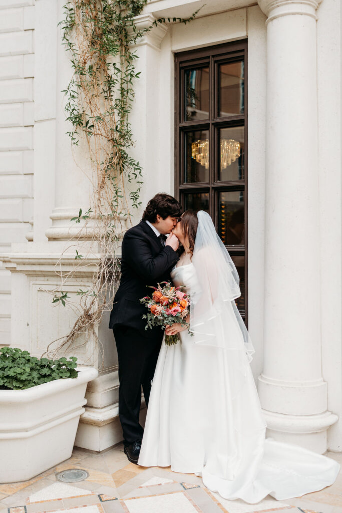 A Beautiful Wedding at The Venetian Las Vegas | Amanda & Doug