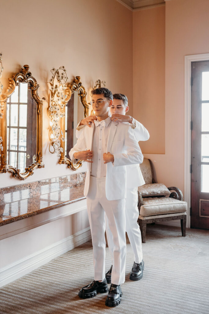 A Classic Hilton Lake Las Vegas Wedding with Private Vows & Timeless Style