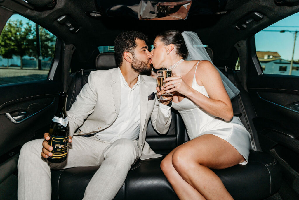 beautiful portraits of the newlyweds kissing