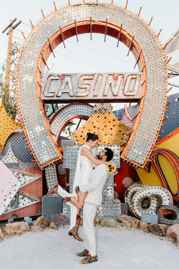 A Classic Las Vegas Elopement at Love Story Wedding Chapel